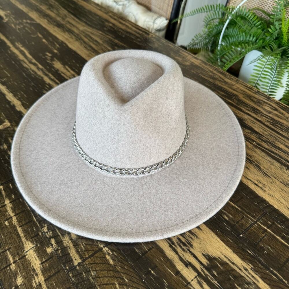 Cream Wide Brim Country Cowboy Winery Hat – One Size (Adjustable) - Picture 4 of 17